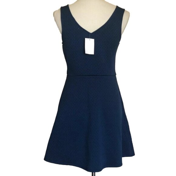 Socialite Blue Womens Textured V Neck Fit & Flare Mini  Dress Size L - Picture 5 of 8